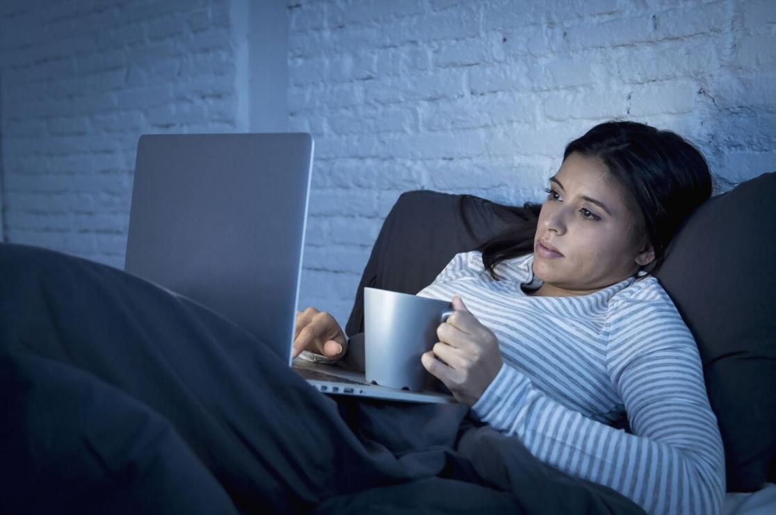 Torivalenox Kontakt Team bereit für Ihre Anfragen zum SEO Content Writing Kurs